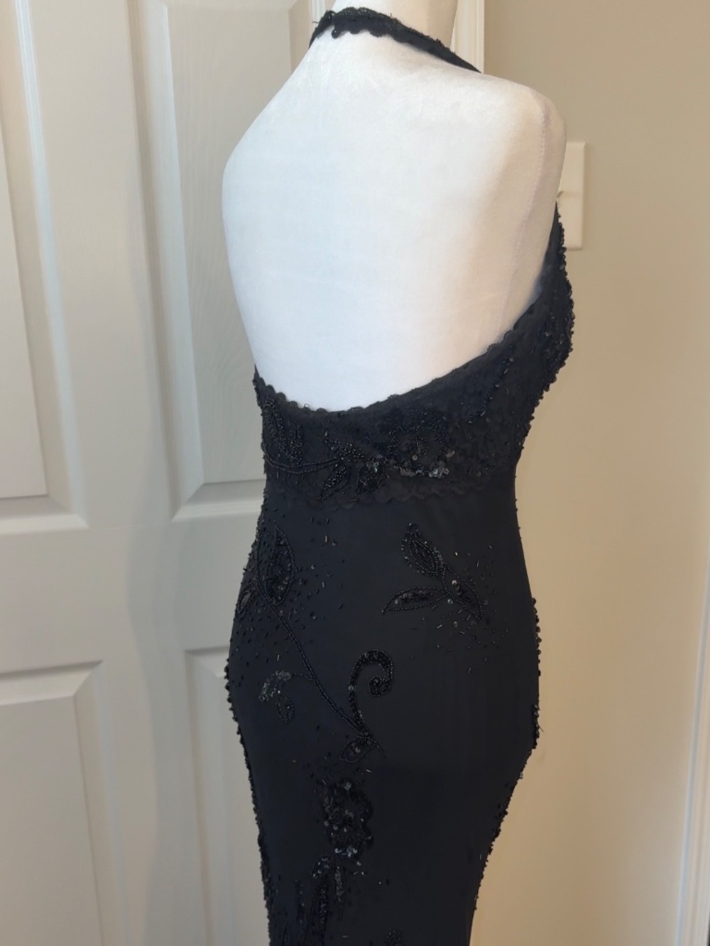 Vintage Y2K Caché Black Lace & Beaded Mermaid Evening Gown - Picture 5 of 10